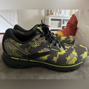 Mens Brooks (ghost) size 10.5